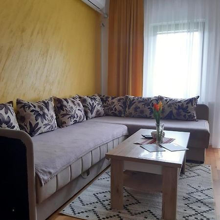 Apartman Lala Foca Exterior photo